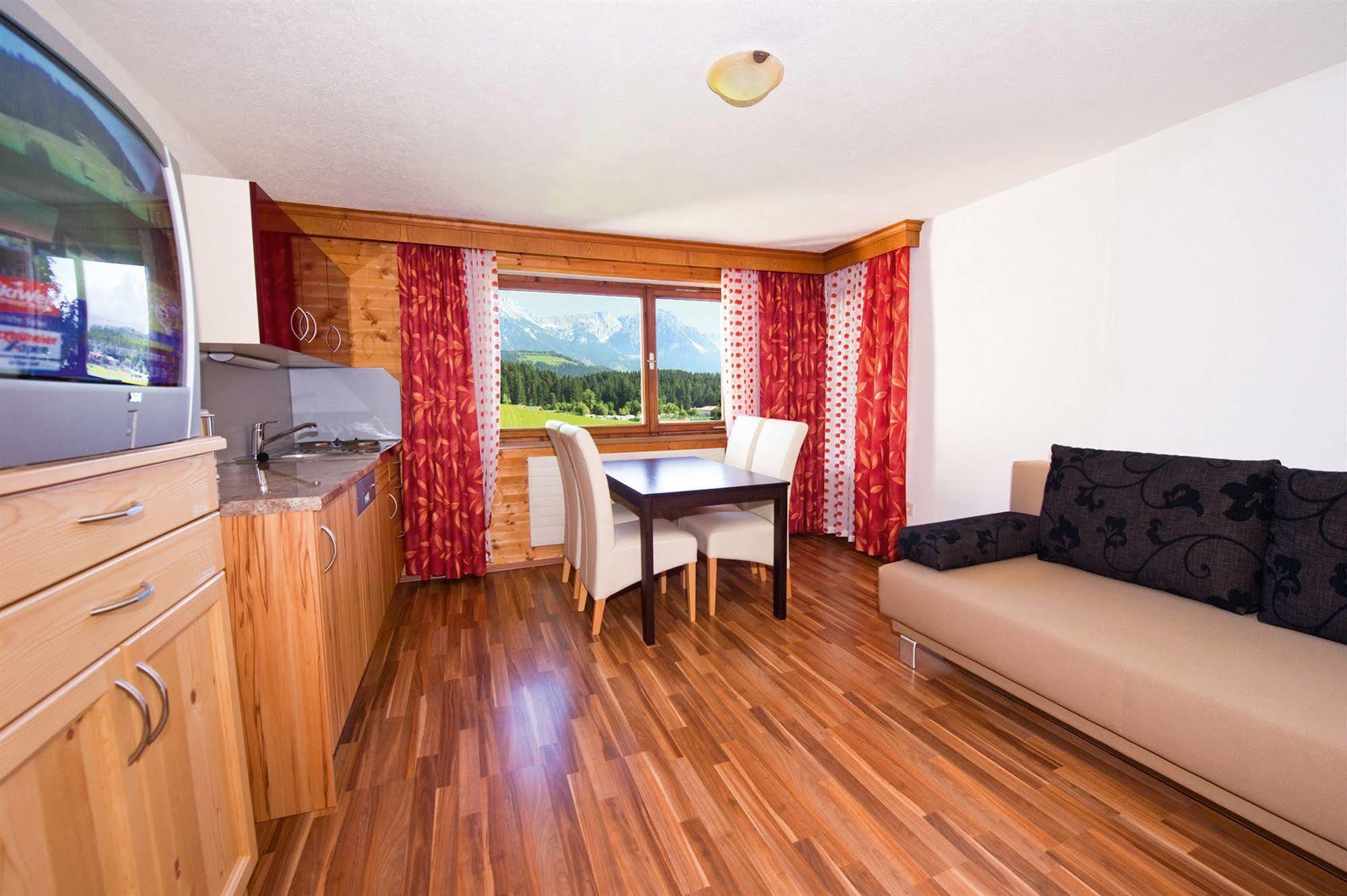 Bed & Breakfast Landhaus Strasser Söll Esterno foto